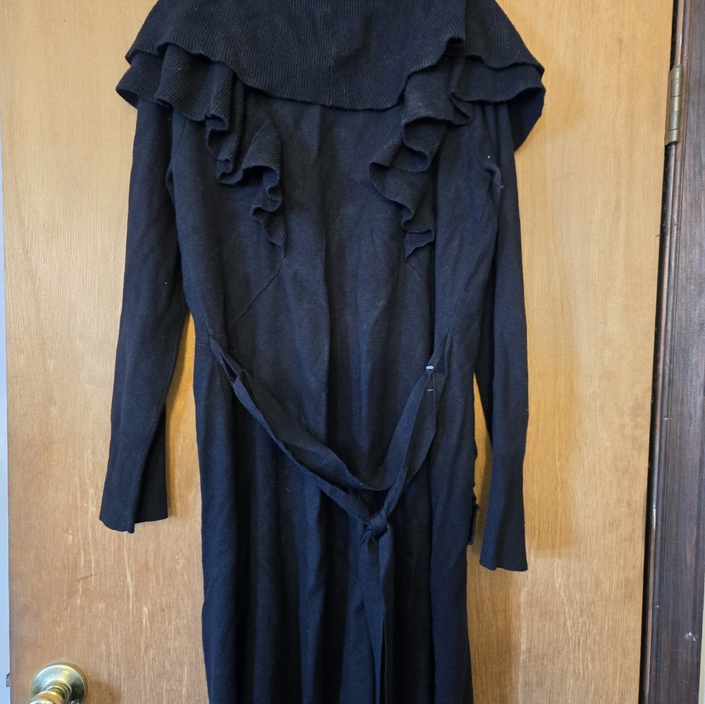 Chic Black Ruffled Cardigan - Picture 2 of 5